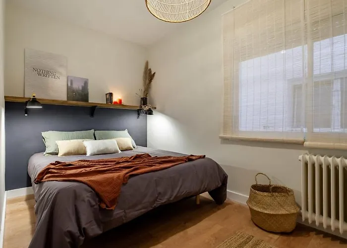 Elegant 4 Bedroom By Plaza Catalunya